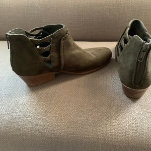 Army green bootie! Size 8!